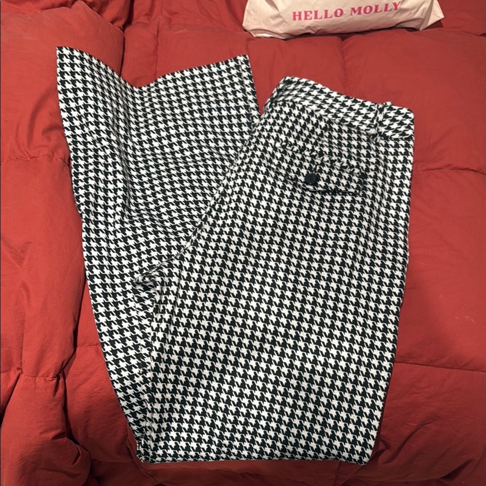 CAbi Black and White Houndstooth Pants